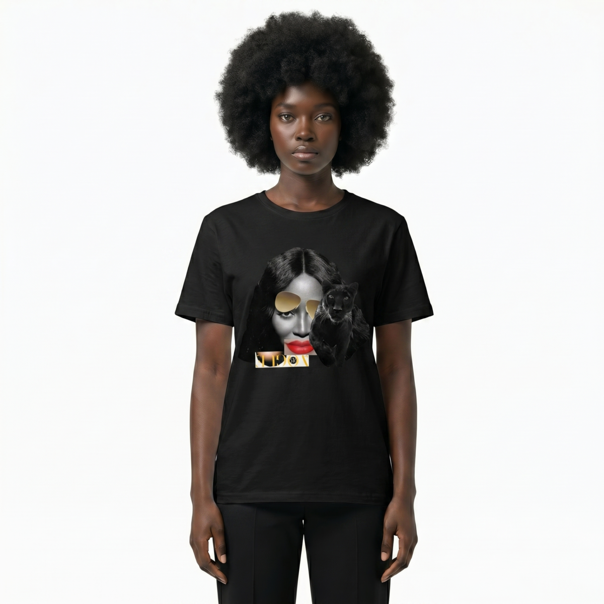 Naomi | T-shirt