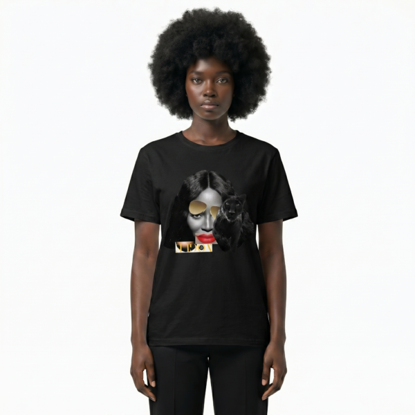 Naomi | T-shirt