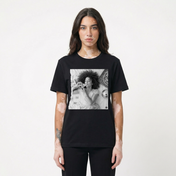 Eating Pizza | T-shirt