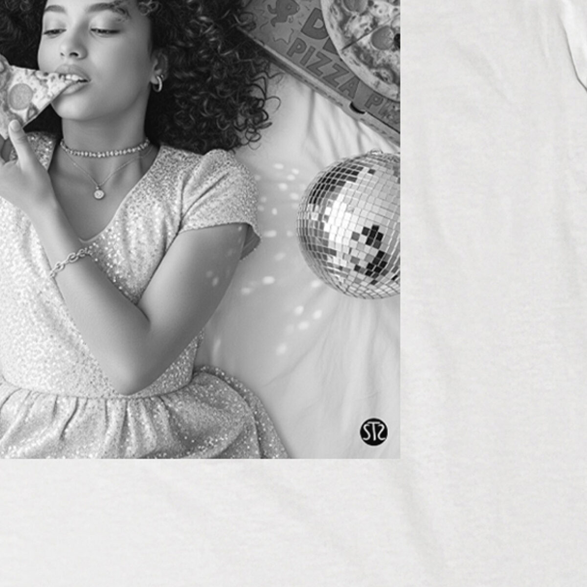 Eating Pizza | T-shirt